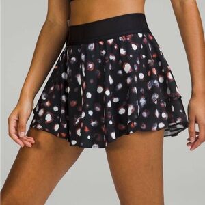 LIKE NEW LULULEMON Lululemon Court Rival High-Rise Skirt *Long Sz 6